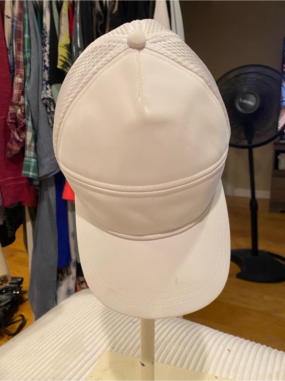 lululemon athletica White Performance Hat